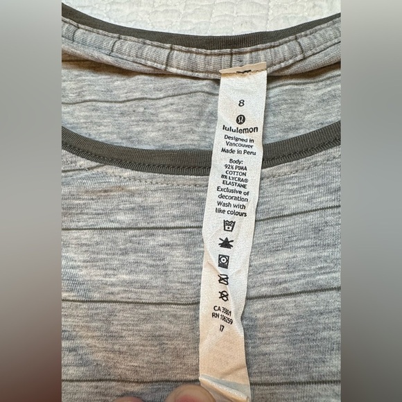 Lululemon Love Crew III
Short Serve Stripe heathered grey khaki green - Picture 4 of 4